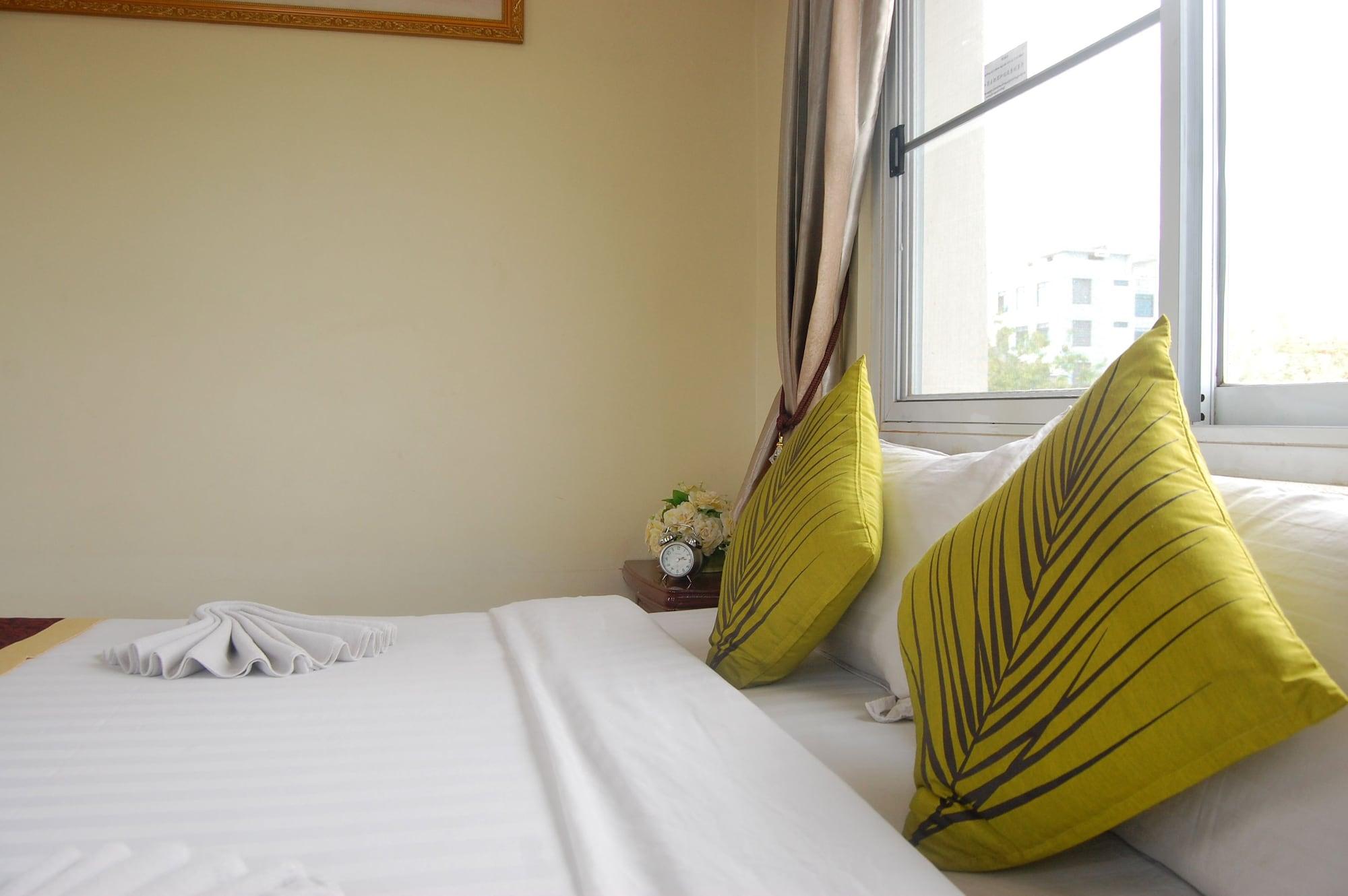 79 Living Hotel Мандалай Экстерьер фото